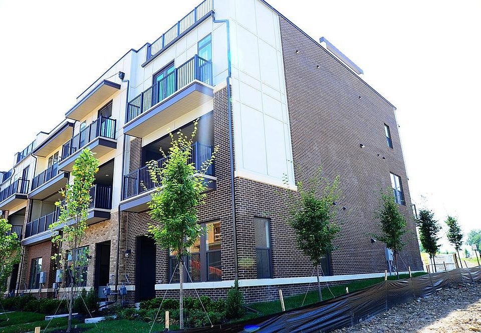 Front and Side View of End Unit