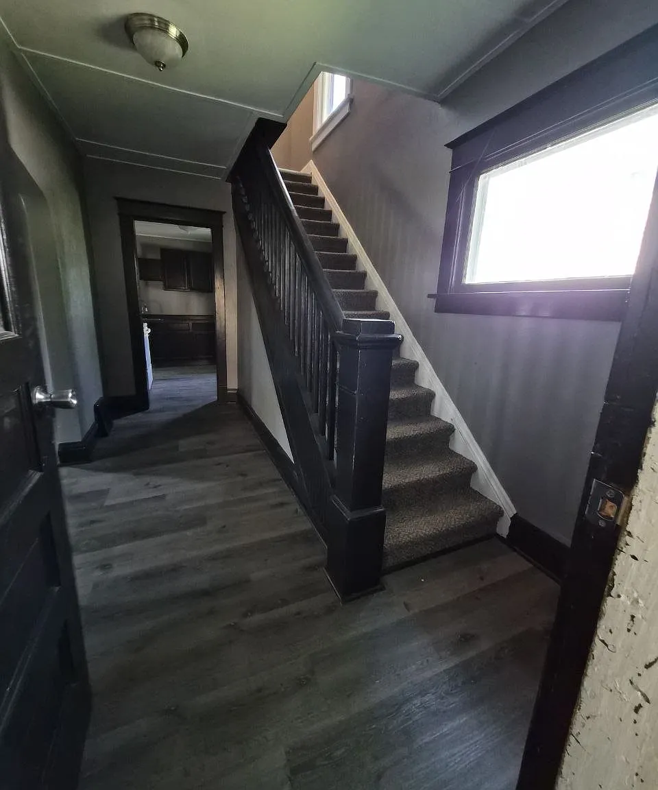 3 bed, 1144 sqft, $1,100 — Photo 3