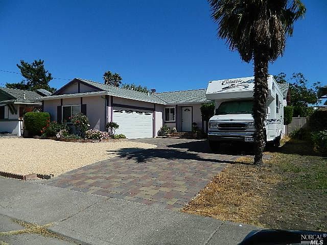 1st image of 1512 Sierra Dr