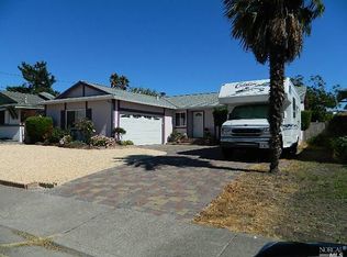 1512 Sierra Dr, Petaluma, CA 94954
