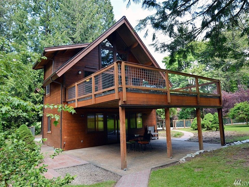 Side view of house