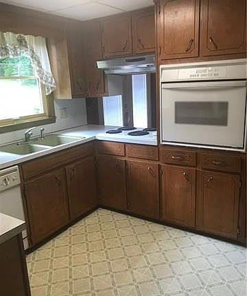 5th image of 1506 Mount Vernon Ave