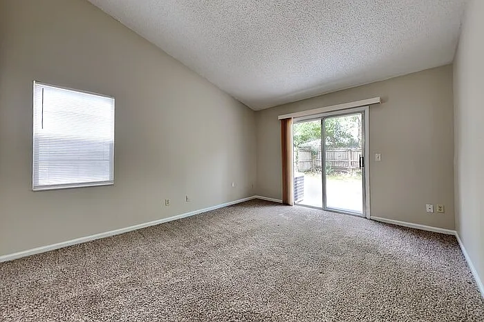 8131 Cumberland Gap Trl — Photo 5