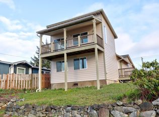 396 NW 5th St, Newport, OR