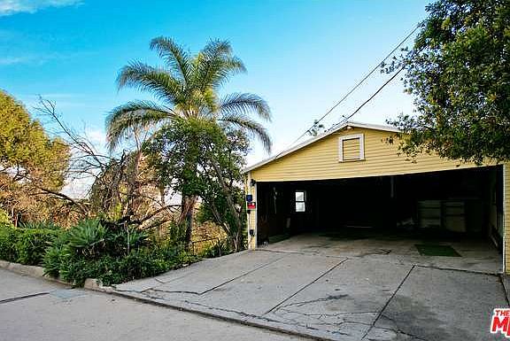 2nd image of 415 W Avenue 42