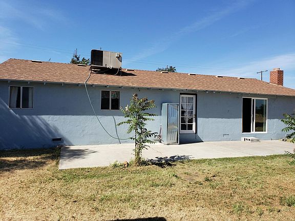 4th image of 14198 Avenue 328