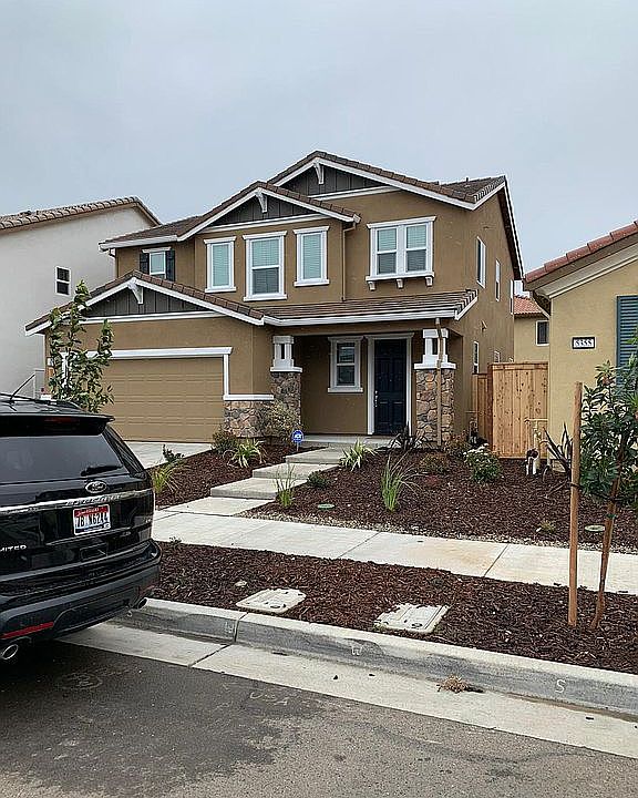 1st image of 3030 Portage Way