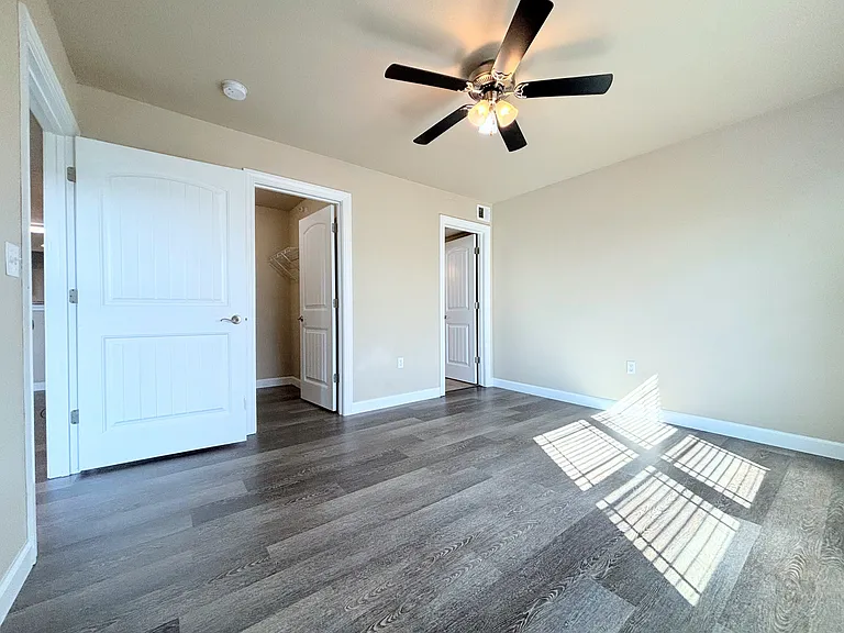1411 Genesis Dr #2 — Photo 8