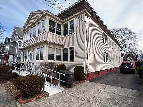 2nd image of 81-83 Plymouth St #1R