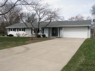 16540 La Vela Cir Upper, Brookfield, WI, 53005