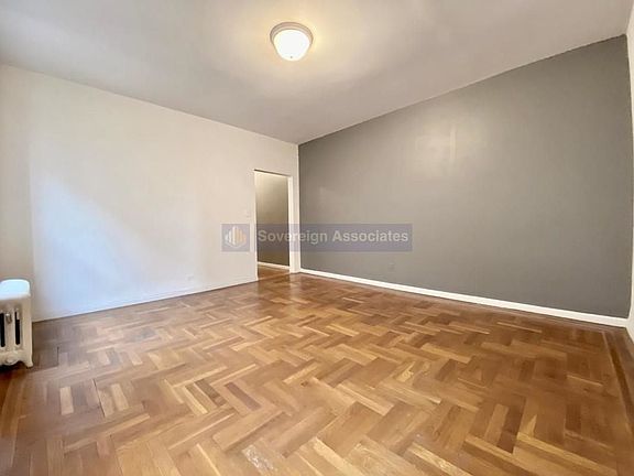 3rd image of 590 Fort Washington Ave #5J1