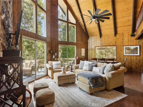 229 Chippewa Ln, Lake Arrowhead, CA 92352