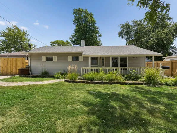 1023 Highland Ave, Lockport, IL 60441