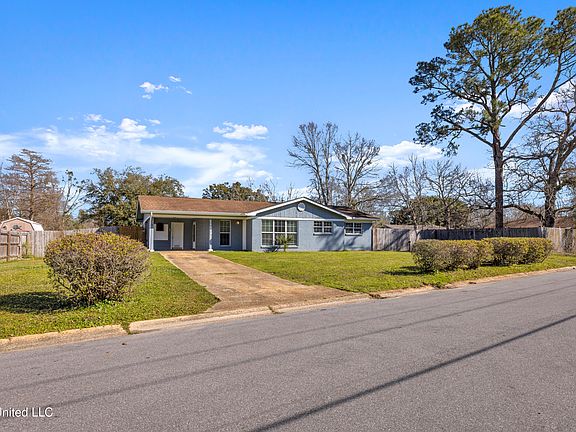3rd image of 11072 Sweetgum St
