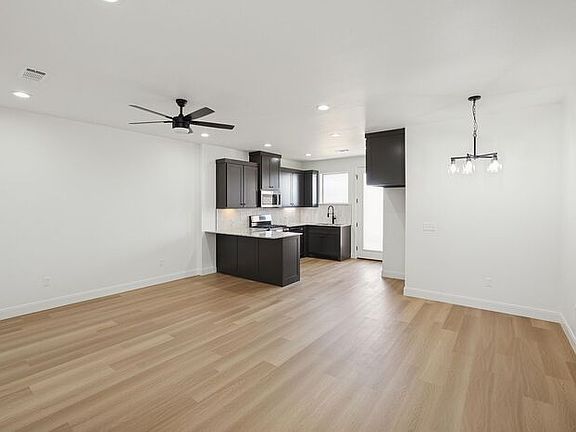 3rd image of 19101 Sierra Madre Dr Unit B