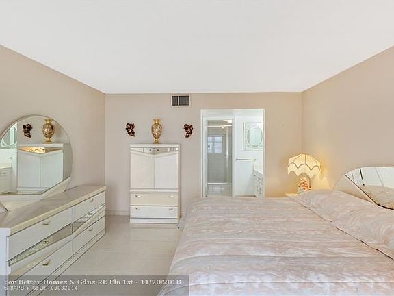 5th image of 3500 Galt Ocean Dr APT 312