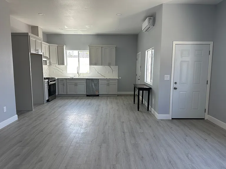 13482 Sioux Rd — Photo 9