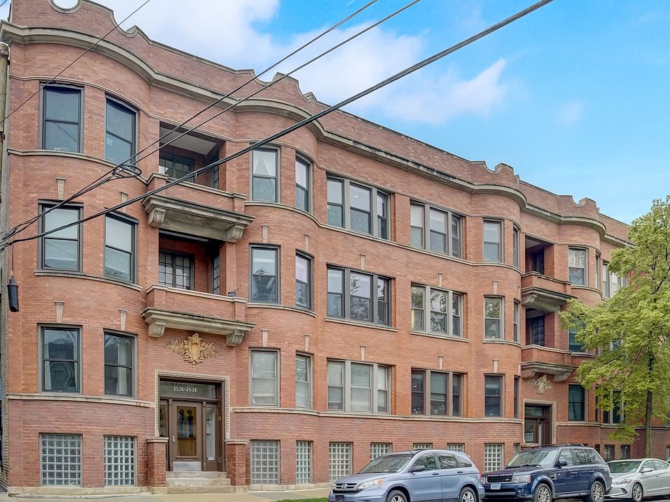 1st image of 2538 N Sacramento Ave #3
