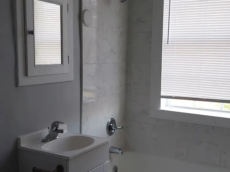 605 South Lexington Avenue - B-6 — Photo 7