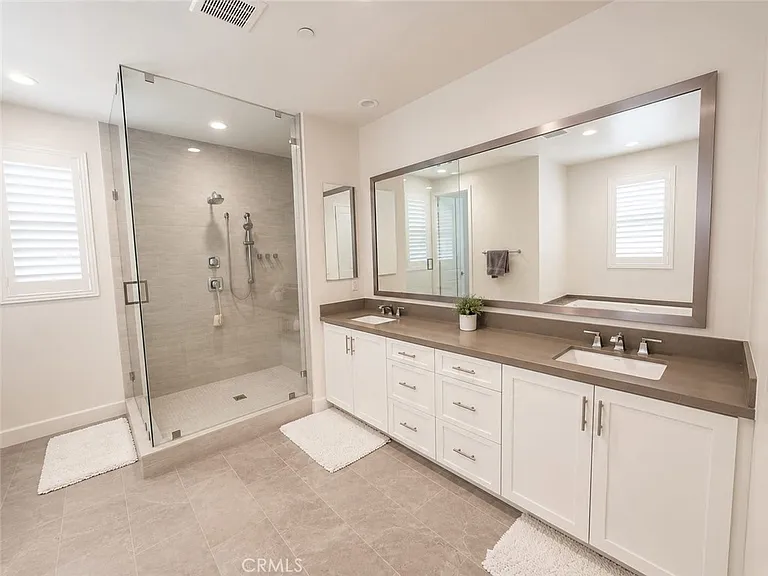 13419 Gardenia Ave — Photo 38