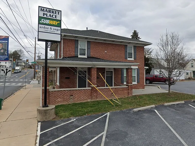 155 N Market St — Photo 10
