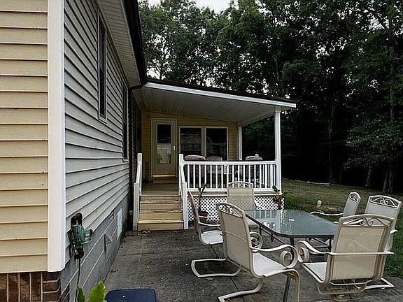 5th image of 94 Lakeview Cabins Dr