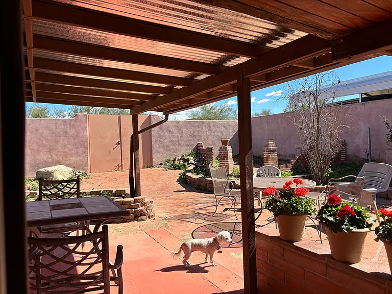 E 2nd Pl — Photo 85