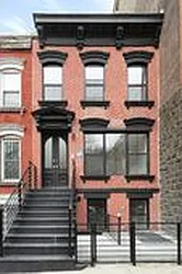 881 Park Avenue in Stuyvesant Heights