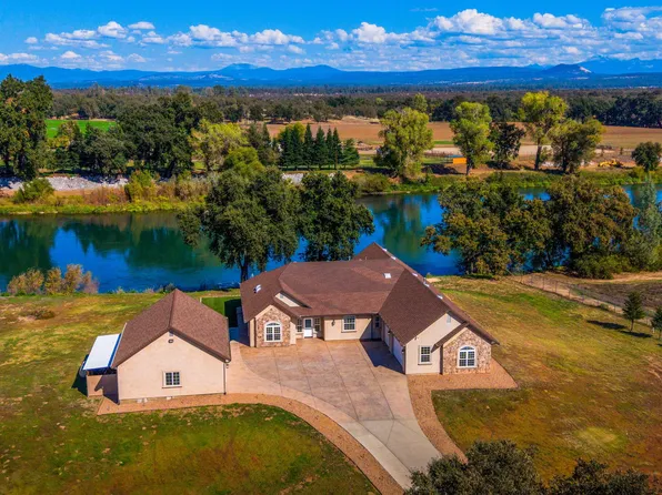 22894 Blue Jay Ln, Anderson, CA 96007