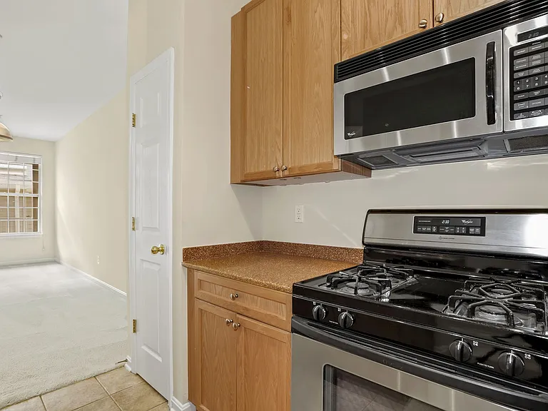 2664 Manhattan Pl #105 — Photo 12