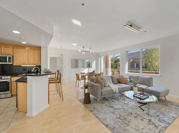 1310 Saddle Rack St APT 425, San Jose, CA 95126