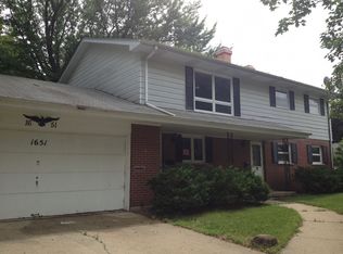 1651 Mark Ave, Elgin, IL 60123