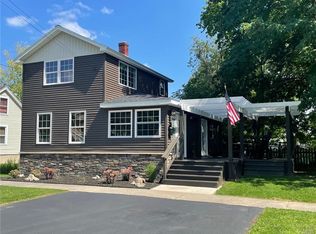 208 Sycamore St, Liverpool, NY 13088