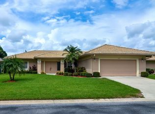 3112 Meadow Run Dr, Venice, FL 34293