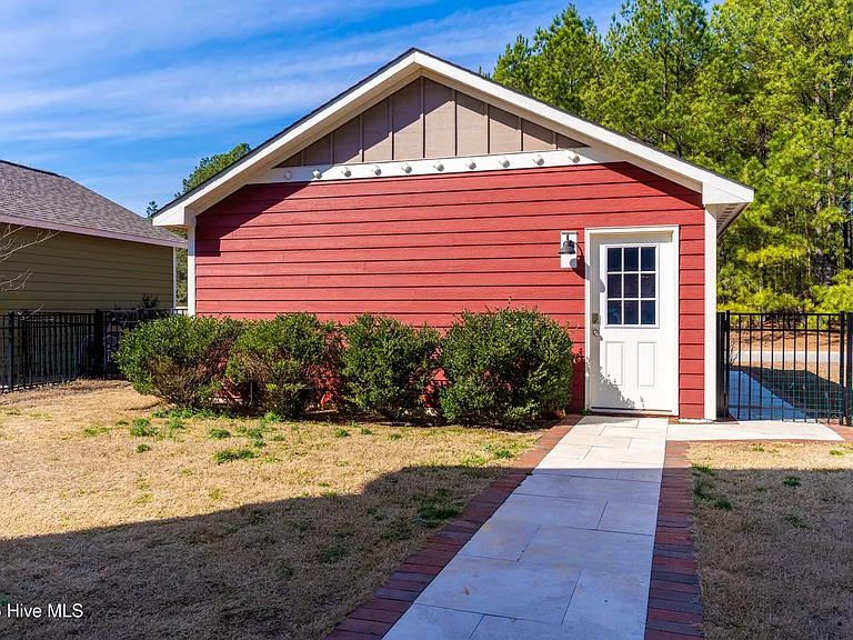 239 Legacy Lakes Way — Photo 8