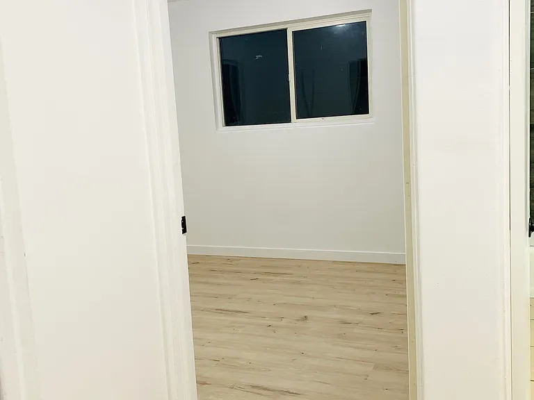 275 E Center St #5 — Photo 10