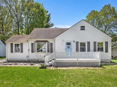 2214 Glendale Blvd, Kalamazoo, MI, 49004