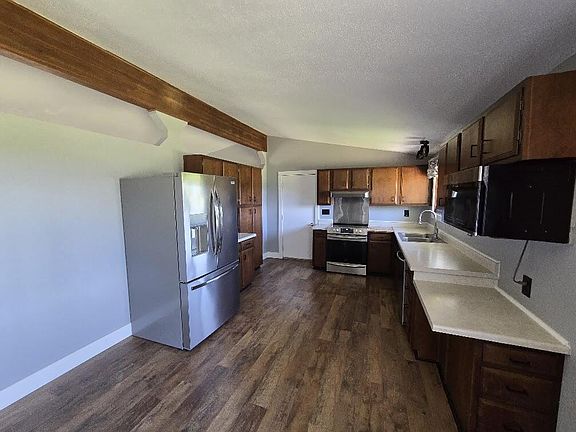 2nd image of 3486 Hoover Rd