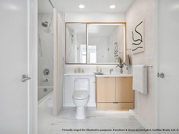 3rd image of 4988 Bennett St #2304