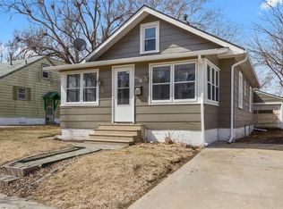 416 10th St, West Des Moines, IA 50265