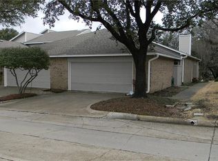 2141 Country Villa Dr, Carrollton, TX 75006