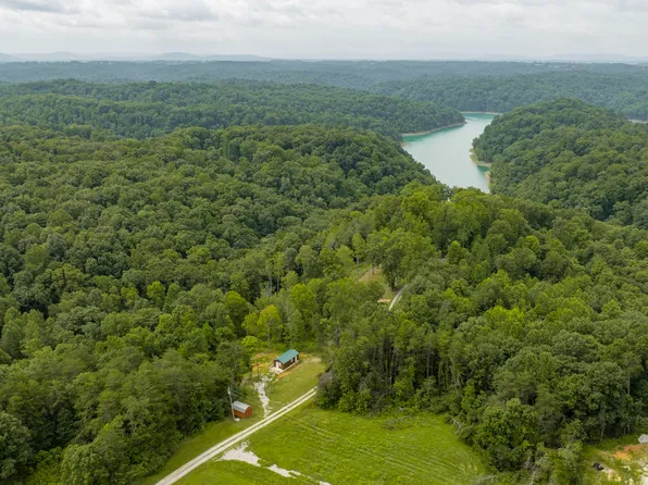 439 Lakepoint View Rd, Monticello, KY 42633