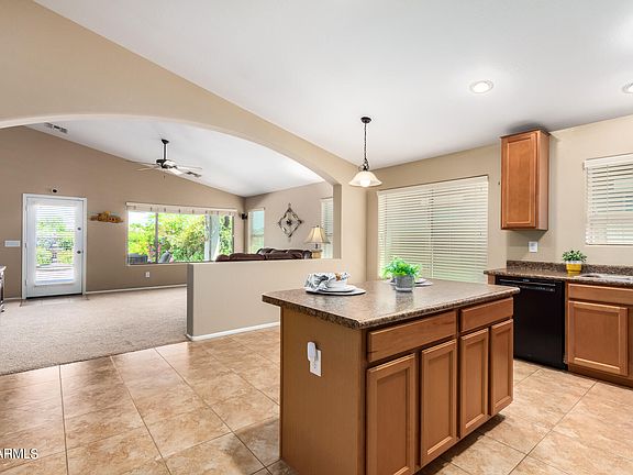 5th image of 1356 E DEBBIE Drive