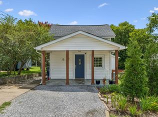2005 Crestview Dr, Columbia, TN 38401
