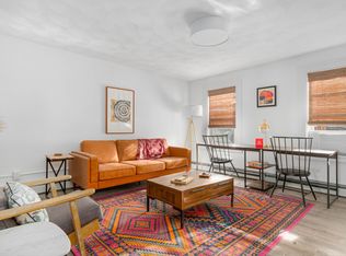 136 Main St #2W, Warren, RI 02885