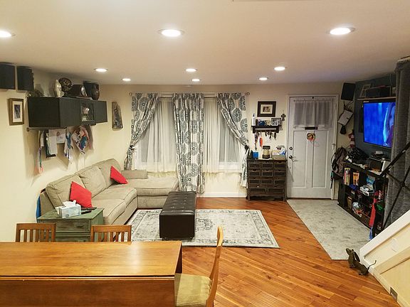 2nd image of 1512 Dogwood Dr