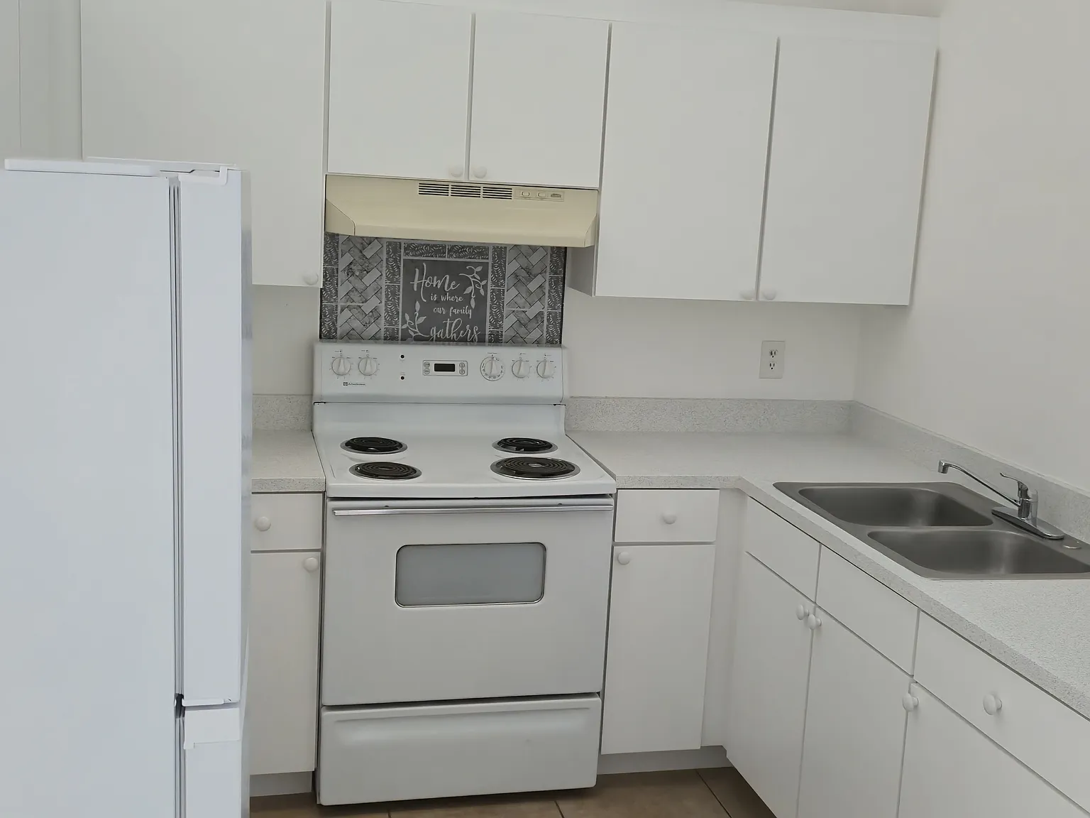 1649 SE Lennard Rd — Photo 3