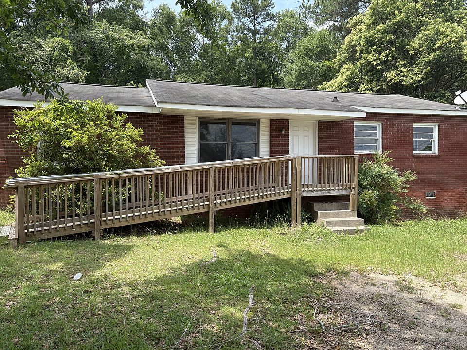 1st image of 137 Belvedere Ct