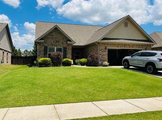 7605 Overton St SE, Owens Cross Roads, AL 35763