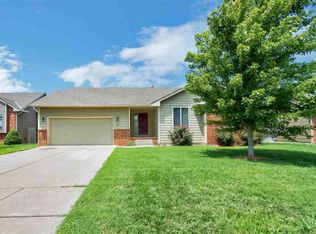 3648 N Forest Ridge Ct, Wichita, KS 67205